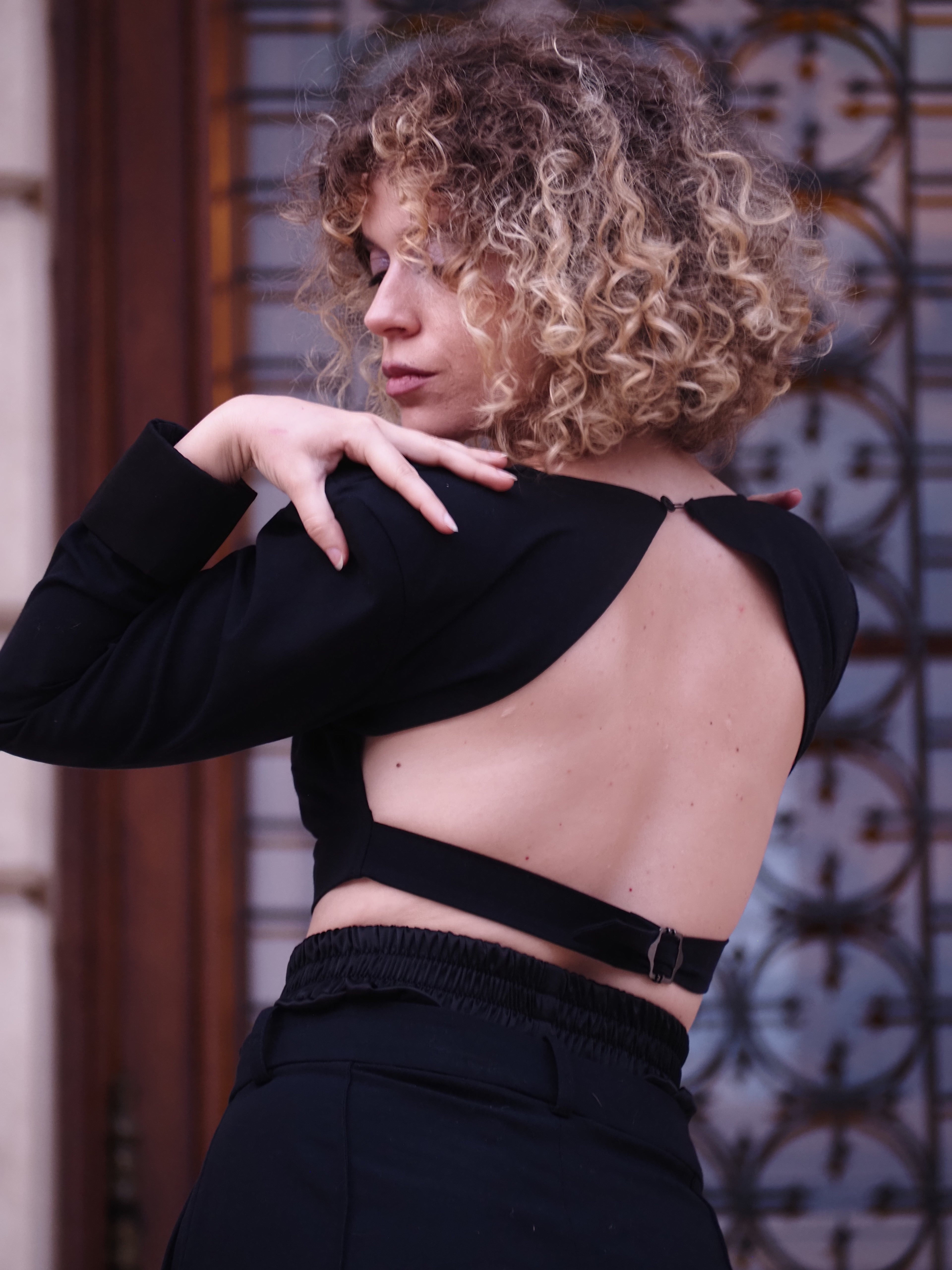 The “Party in the Back” Black Top